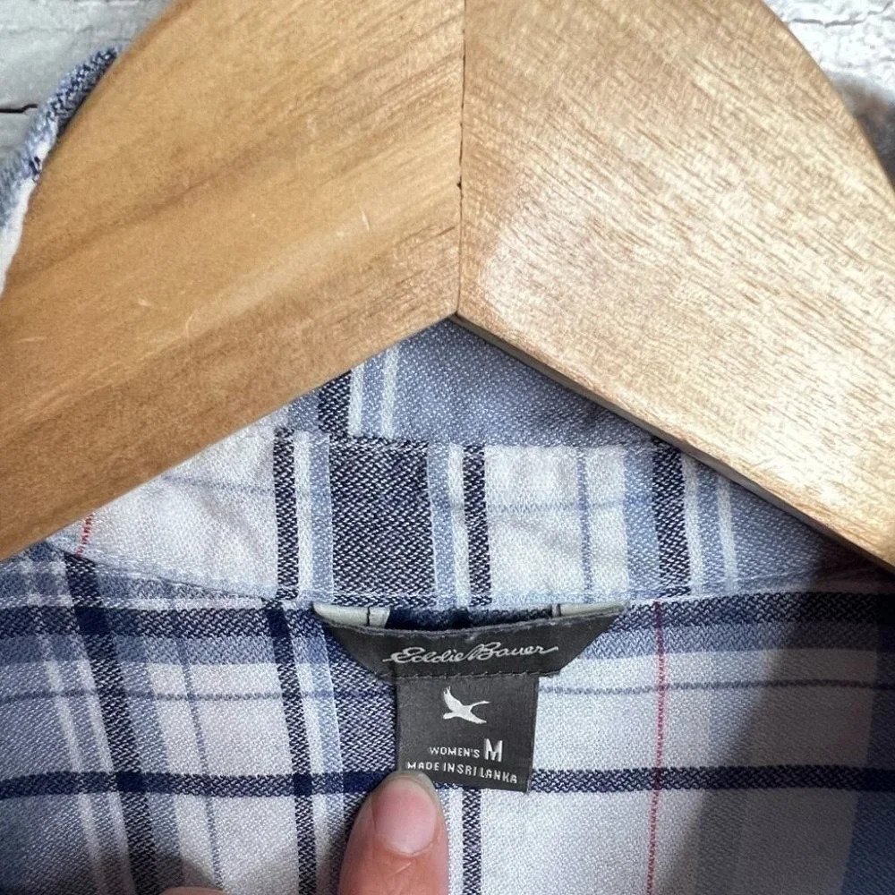 Eddie bauer blue  white plaid button down shirt size medium - Picture 2 of 8